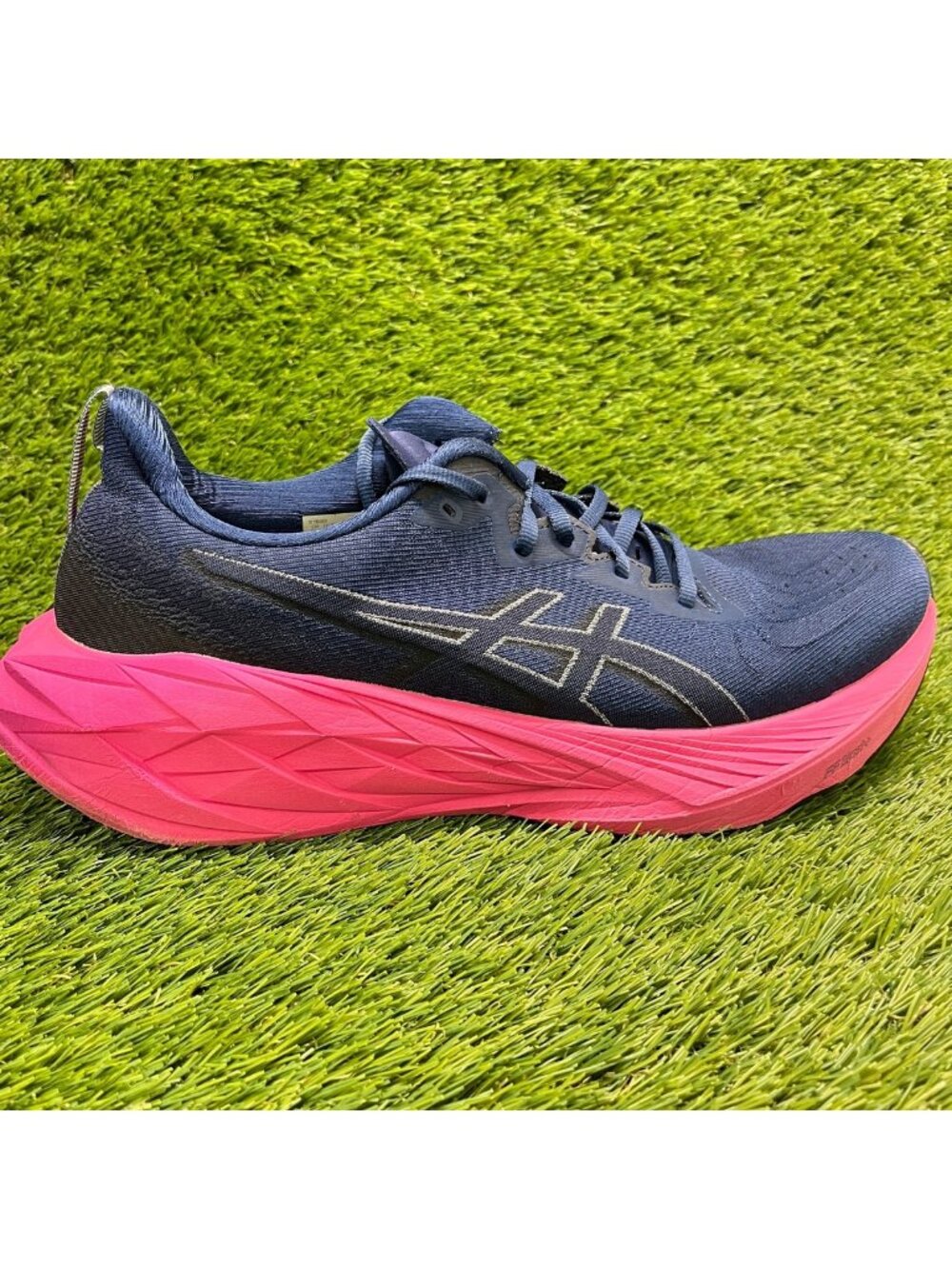 Asics Novablast 4 Mens Size 11.5 Navy Blue Pink Running Walking Shoes Sneakers